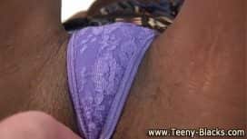 بوسها الترحيبي يجعلك تحبها