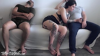 رجلين جميلة ميلفا لطيف ومثير