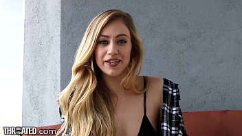 تخدع زوجها مع. صديقه يأتي للبيات عند صديقوا مترجم