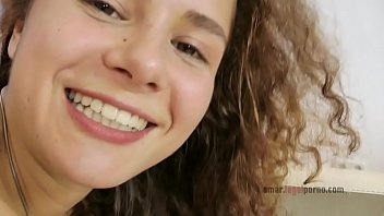 انطوني سليمان الشيخ هاذه المره الشقراء النحيله المهبل الرطب