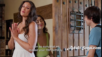 سيتم كشف المراء المثيره مجموعه شباب ع بنت مترجم